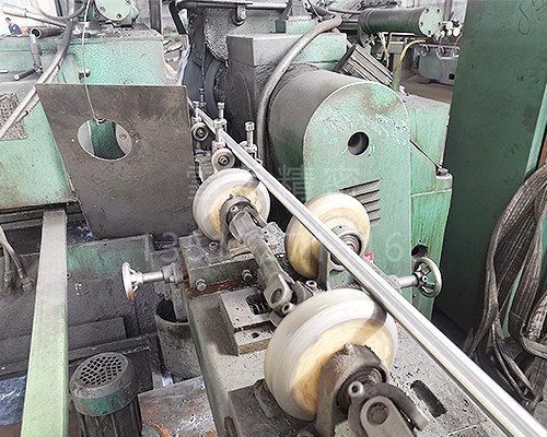 活(huó)塞杆加工 活塞(sāi)杆加(jiā)工